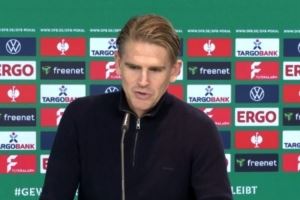 弗罗因德：目标尽快续约整个教练团队 乌尔比希有完美的平台